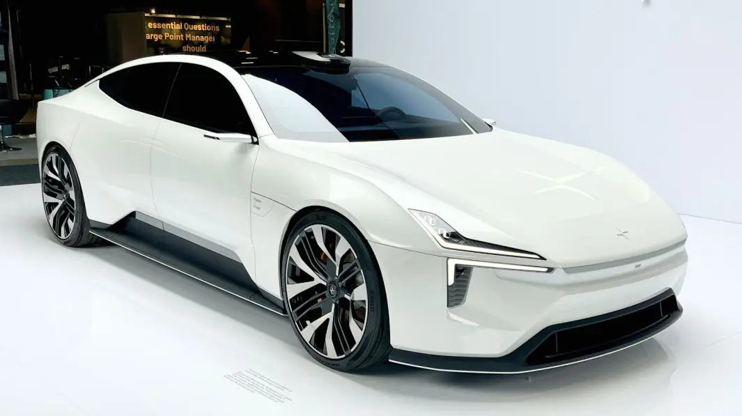 <span class="font-weight-bold" data-lab-font_weight_desktop="font-weight-bold">FARVEL, VOLVO:</span> Polestar tar et designmessig sjumilssteg unna moderskipet med sin første sportsbil. <span class="font-weight-bold" data-lab-font_weight_desktop="font-weight-bold">FARVEL, VOLVO:</span> Polestar tar et designmessig sjumilssteg unna moderskipet med sin første sportsbil.