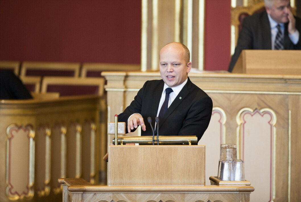 SATSER PÅ GUNSTIGE TIDSPUNKTER: Finansminister Trygve Slagsvold Vedum (Sp). SATSER PÅ GUNSTIGE TIDSPUNKTER: Finansminister Trygve Slagsvold Vedum (Sp).