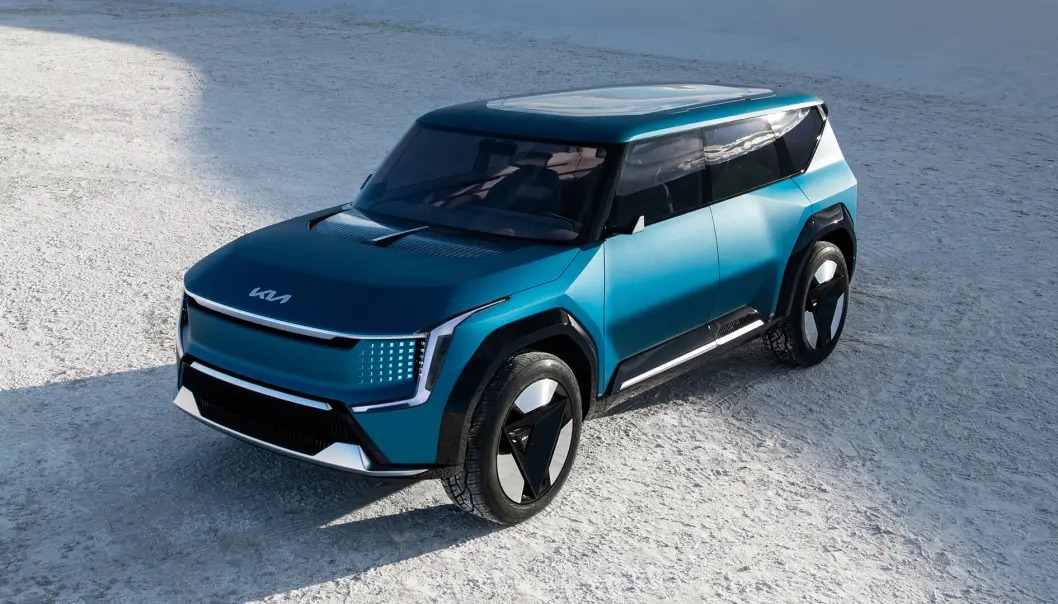 STØRRE IKON: Her er det mye Kia e-Soul i vinduer og taklinje, men konseptbilen er mye større. STØRRE IKON: Her er det mye Kia e-Soul i vinduer og taklinje, men konseptbilen er mye større.