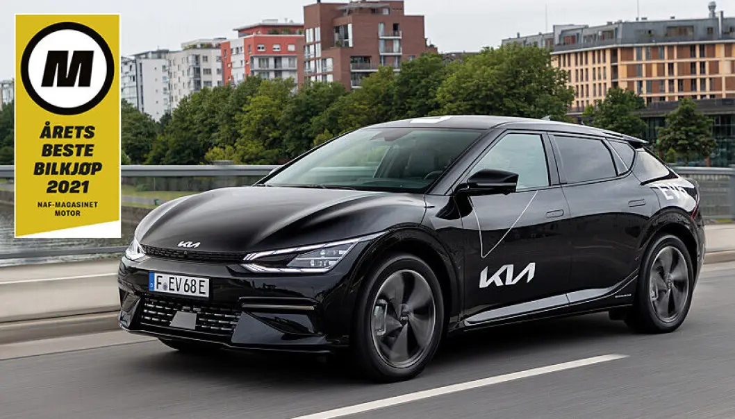SKJULT SLEKTSKAP: EV6 deler teknologi med Hyundai Ioniq 5. Det er neppe en ulempe, men ikke noe Kia ønsker å fremheve. SKJULT SLEKTSKAP: EV6 deler teknologi med Hyundai Ioniq 5. Det er neppe en ulempe, men ikke noe Kia ønsker å fremheve.