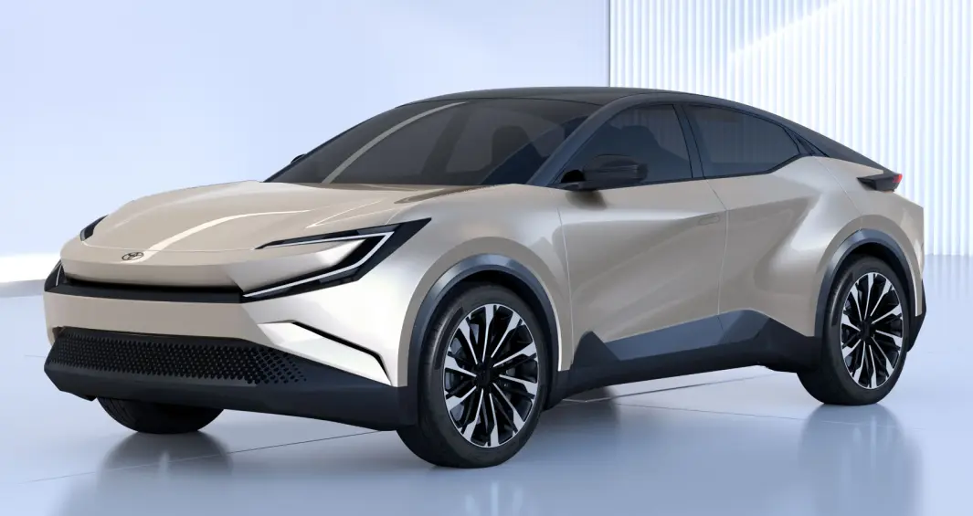 <span class="font-weight-bold" data-lab-font_weight_desktop="font-weight-bold">KOMPAKT SUV: </span>De coupéformede SUV-ene renner som erter av en sekk fra verdens bilprodusenter, og Toyota blir ikke noe unntak. Denne linjelekre kompakt-SUV-en er neste bil i lanseringskøen. <span class="font-weight-bold" data-lab-font_weight_desktop="font-weight-bold">KOMPAKT SUV: </span>De coupéformede SUV-ene renner som erter av en sekk fra verdens bilprodusenter, og Toyota blir ikke noe unntak. Denne linjelekre kompakt-SUV-en er neste bil i lanseringskøen.
