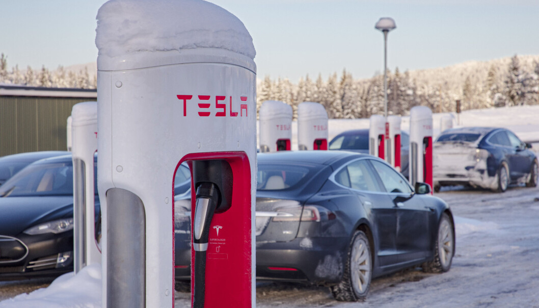DOBLING: Nå koster det i gjennomsnitt 3,64 kr per kilowatt-time å lade hos Tesla. DOBLING: Nå koster det i gjennomsnitt 3,64 kr per kilowatt-time å lade hos Tesla.