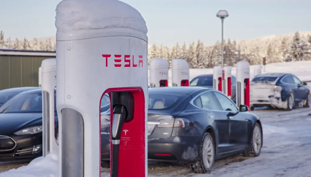 DOBLING: Nå koster det i gjennomsnitt 3,64 kr per kilowatt-time å lade hos Tesla. DOBLING: Nå koster det i gjennomsnitt 3,64 kr per kilowatt-time å lade hos Tesla.