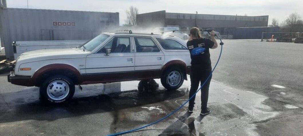 <span class="font-weight-bold" data-lab-font_weight_desktop="font-weight-bold">ØRNE-BILEN:</span> AMC Eagle er Anne Kristin Gudmundsens stasbil på vanskelig vei, også når hun og samboeren planlegger langtur til Finland. <span class="font-weight-bold" data-lab-font_weight_desktop="font-weight-bold">ØRNE-BILEN:</span> AMC Eagle er Anne Kristin Gudmundsens stasbil på vanskelig vei, også når hun og samboeren planlegger langtur til Finland.