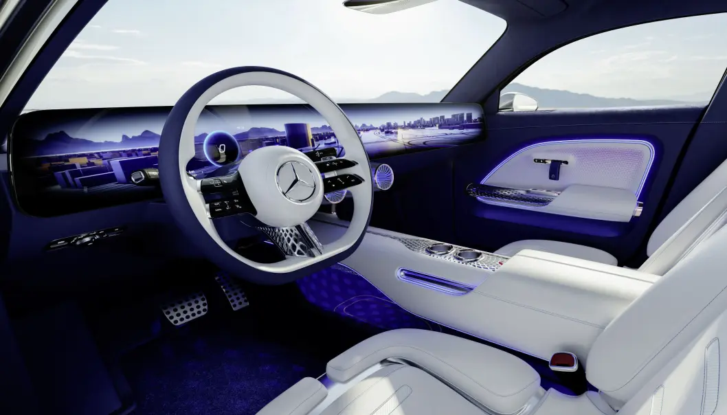 <span class=" font-weight-bold" data-lab-font_weight_desktop="font-weight-bold">REALISME:</span> Fort kort tid siden ville vi kalt dette instrumentpanelet utopisk. Men med nye EQS og EQE har Mercedes vist at de har både teknologien og designerne til å gjennomføre dette. <span class=" font-weight-bold" data-lab-font_weight_desktop="font-weight-bold">REALISME:</span> Fort kort tid siden ville vi kalt dette instrumentpanelet utopisk. Men med nye EQS og EQE har Mercedes vist at de har både teknologien og designerne til å gjennomføre dette.
