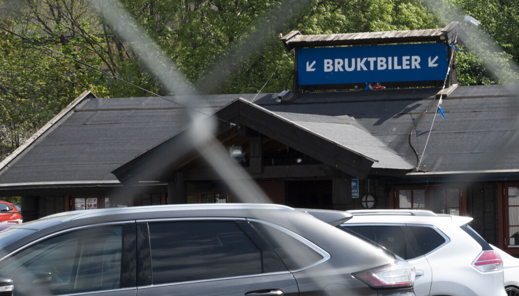 BRUKTBILGARANTI: Bruktbilselgere som gir garanti uten forbehold, kan gå på en liten smell. BRUKTBILGARANTI: Bruktbilselgere som gir garanti uten forbehold, kan gå på en liten smell.