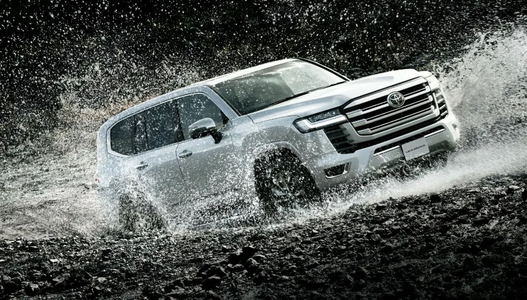 DEN SOM VENTER PÅ NOE VÅTT: Toyota sliter med Landcruiser-leveringene. DEN SOM VENTER PÅ NOE VÅTT: Toyota sliter med Landcruiser-leveringene.
