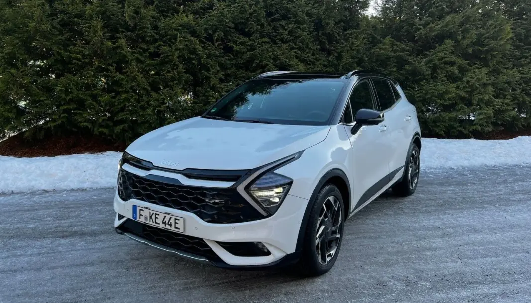 NYTT FJES: Kia Sportage blir snart å se på norske veier. Motor har prøvekjørt en første utgave med tyske skilter. NYTT FJES: Kia Sportage blir snart å se på norske veier. Motor har prøvekjørt en første utgave med tyske skilter.