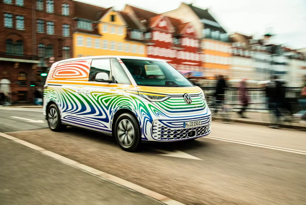 ENDELIG: 2022 er året for lansering av VW ID Buzz, elbilvarianten av den legendariske folkevognbussen.