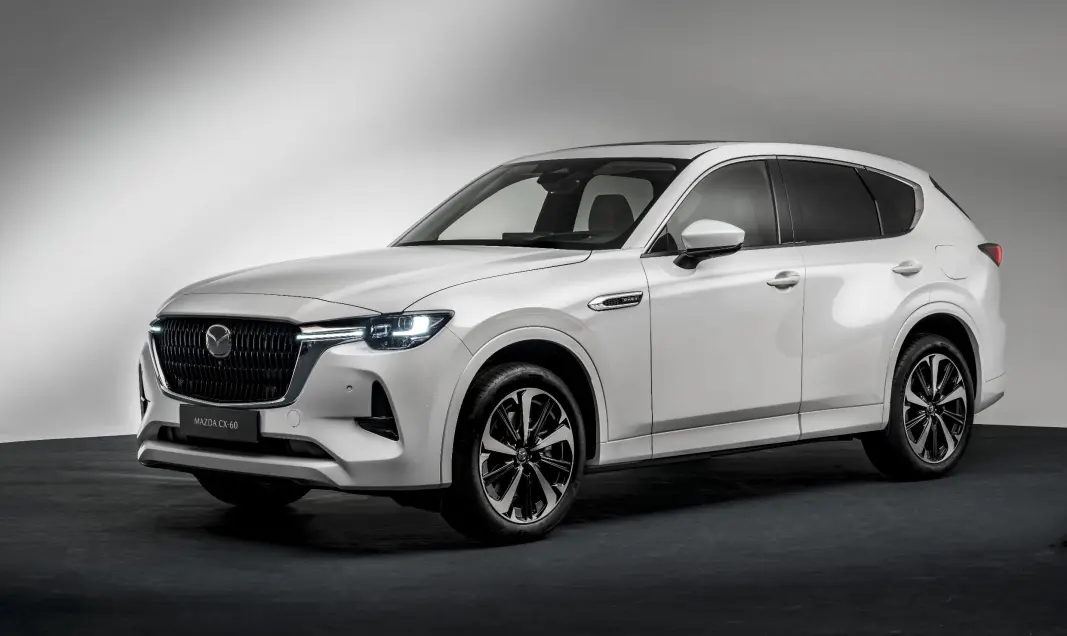 NYTT FLAGGSKIP: Mazda ønsker at CX-60 skal uttrykke noble toughness – eller fornem tøffhet. NYTT FLAGGSKIP: Mazda ønsker at CX-60 skal uttrykke noble toughness – eller fornem tøffhet.