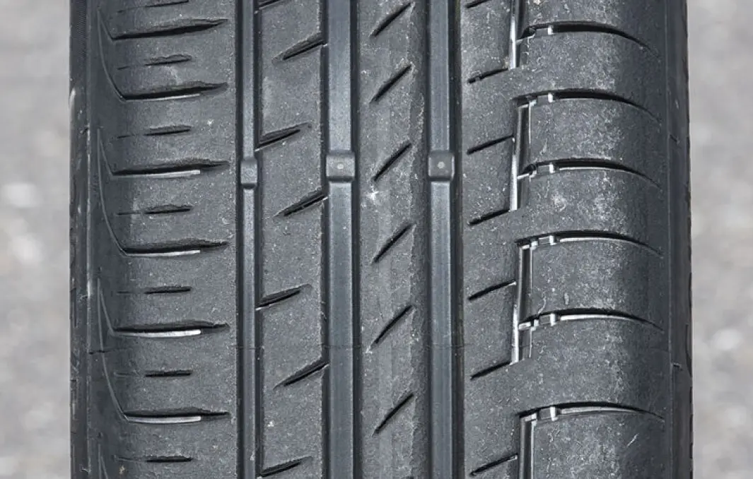 NUMMER 1 I TEST: Continental PremiumContact 6. NUMMER 1 I TEST: Continental PremiumContact 6.