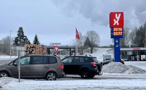 Norge følger ikke Europas avgifts­kutt på bensin