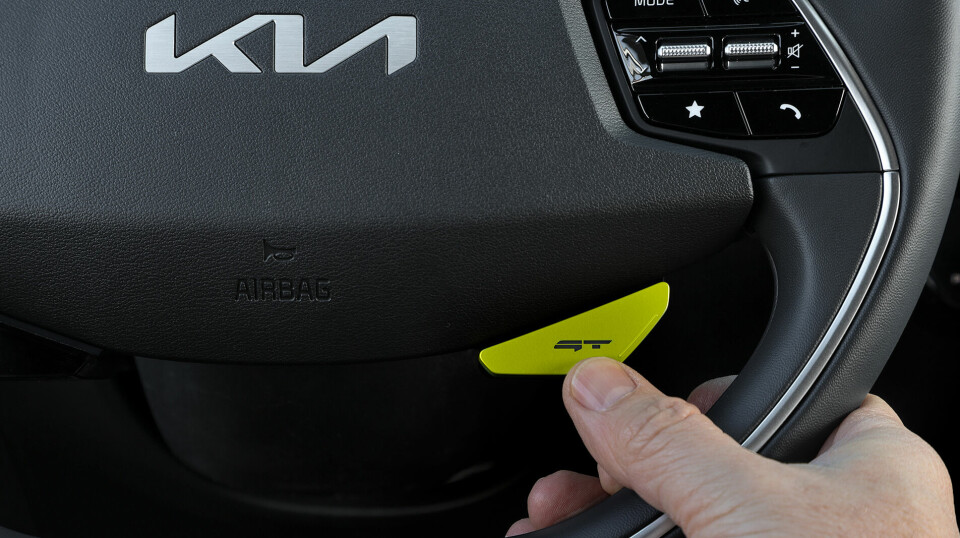TRYKK HER FOR RAKETT: GT-modus aktiveres med et trykk på den lime-fargede knappen. EV6 GT kommer med fire kjøremoduser – Eco, Normal, Sport og GT, pluss drift mode. I tillegg kan du konfigurere eget My Drive-mode med sammensetning av det kjøreoppsettet du foretrekker.