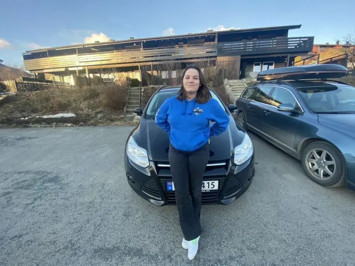 <span class="font-weight-bold" data-lab-font_weight_desktop="font-weight-bold">HADDE GNISTEN:</span> Da Mari Iselin Bergh Bråtesveen fant på navnet «Ignition Crew», tente hun på ideen om å starte egen bilklubb for jenter og kvinner som vil prate og mekke bil sammen. <span class="font-weight-bold" data-lab-font_weight_desktop="font-weight-bold">HADDE GNISTEN:</span> Da Mari Iselin Bergh Bråtesveen fant på navnet «Ignition Crew», tente hun på ideen om å starte egen bilklubb for jenter og kvinner som vil prate og mekke bil sammen.