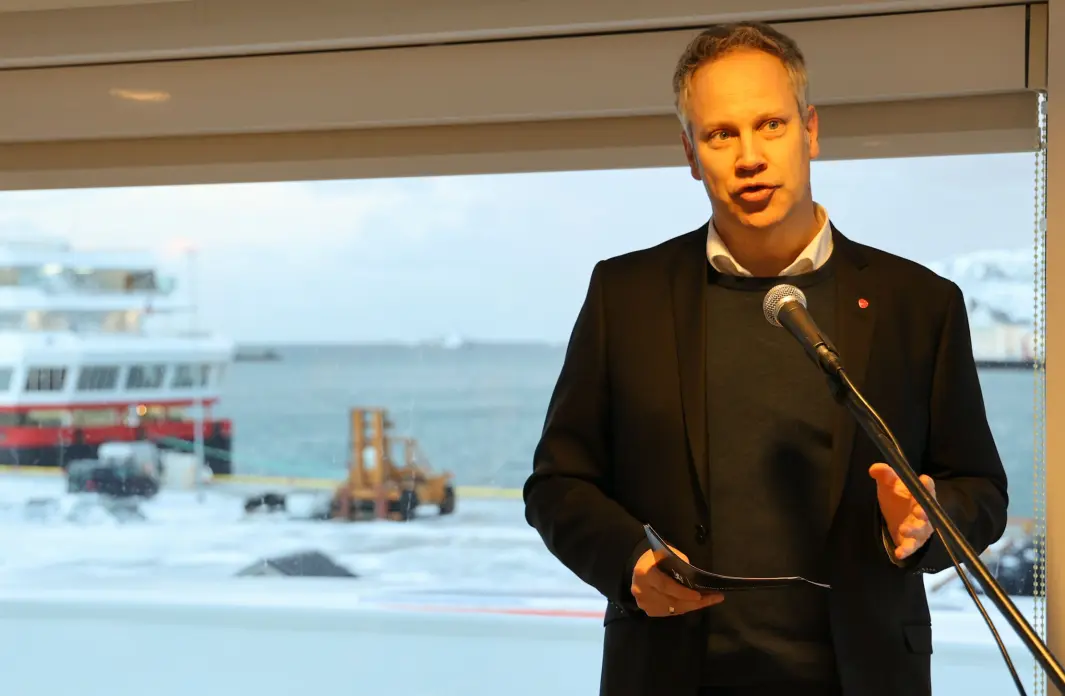BOMMELIBOM: Regjeringen og samferdselsminister Jon-Ivar Nygård (Ap) ber Stortinget bryte med prinsippene for bompengefinansiering for to prosjekt på vestlandet. BOMMELIBOM: Regjeringen og samferdselsminister Jon-Ivar Nygård (Ap) ber Stortinget bryte med prinsippene for bompengefinansiering for to prosjekt på vestlandet.
