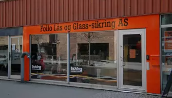 <span class=" font-weight-bold" data-lab-font_weight_desktop="font-weight-bold">LÅSESMEDEN</span>: Follo Lås og Glass-Sikring.