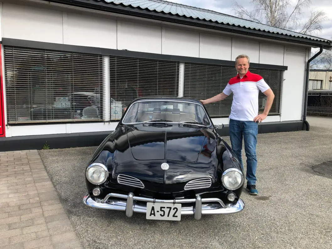 <span class="font-weight-bold" data-lab-font_weight_desktop="font-weight-bold">KARMASØYTISK:</span> Øyvind Berger har oppgradert sin Karmann Ghia slik at den blir mer sportsbil enn VW i Tyskland noen gang hadde forestilt seg. <span class="font-weight-bold" data-lab-font_weight_desktop="font-weight-bold">KARMASØYTISK:</span> Øyvind Berger har oppgradert sin Karmann Ghia slik at den blir mer sportsbil enn VW i Tyskland noen gang hadde forestilt seg.