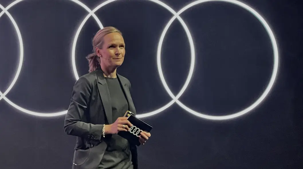 <span class="font-weight-bold" data-lab-font_weight_desktop="font-weight-bold">GODE TIDER: </span>Med etterspurte elbil-modeller har Audi-direktør Elin Sinervo løftet merket til topp 3-posisjon i Norge etter fire måneder i 2022. <span class="font-weight-bold" data-lab-font_weight_desktop="font-weight-bold">GODE TIDER: </span>Med etterspurte elbil-modeller har Audi-direktør Elin Sinervo løftet merket til topp 3-posisjon i Norge etter fire måneder i 2022.