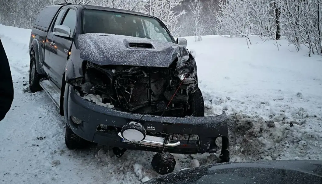 <span class=" font-weight-bold" data-lab-font_weight_desktop="font-weight-bold">90 KRONER</span>: Siste reis for denne bilen kostet 90 kroner i bompenger. <span class=" font-weight-bold" data-lab-font_weight_desktop="font-weight-bold">90 KRONER</span>: Siste reis for denne bilen kostet 90 kroner i bompenger.