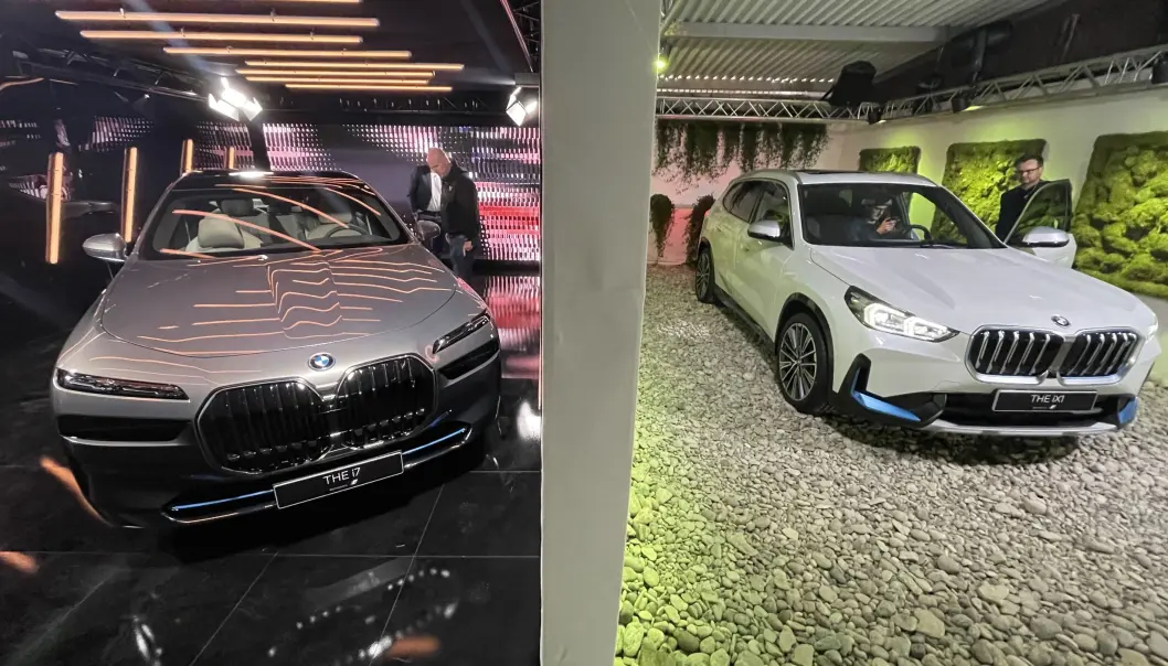 TO BRØDRE SOM IKKE ER BRØDRE: Luksus-sedanen i7 (t.v.) er neste toppmodell fra BMW, mens iX1 (t.h.) tar over for i3. TO BRØDRE SOM IKKE ER BRØDRE: Luksus-sedanen i7 (t.v.) er neste toppmodell fra BMW, mens iX1 (t.h.) tar over for i3.