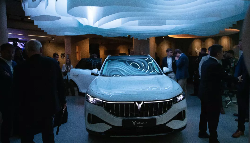 NYTT FJES: Dongfeng lanserer sin første bil i Norge, en stor elektrisk SUV.