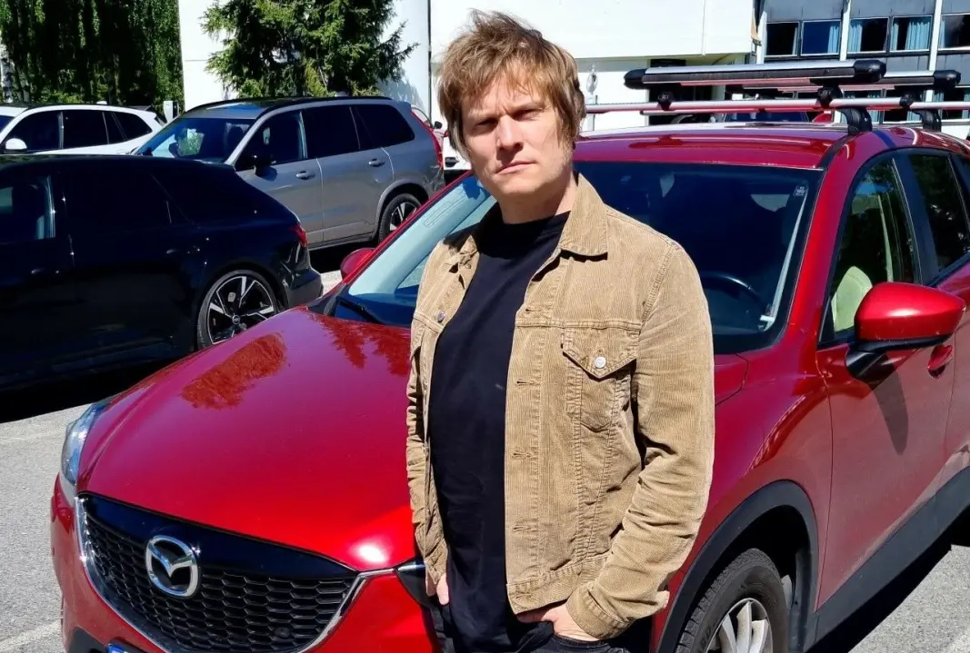 DIESEL-FYLLER: Marius Kromvoll fikk seg en overraskelse ved pumpa. DIESEL-FYLLER: Marius Kromvoll fikk seg en overraskelse ved pumpa.