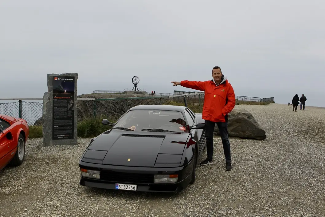 <span class="font-weight-bold" data-lab-font_weight_desktop="font-weight-bold">NORDKAPP: </span>Ottar Olsen kjører på langtrekkende bilturer med andre Ferrari-entusiaster fra inn- og utland. <span class="font-weight-bold" data-lab-font_weight_desktop="font-weight-bold">NORDKAPP: </span>Ottar Olsen kjører på langtrekkende bilturer med andre Ferrari-entusiaster fra inn- og utland.