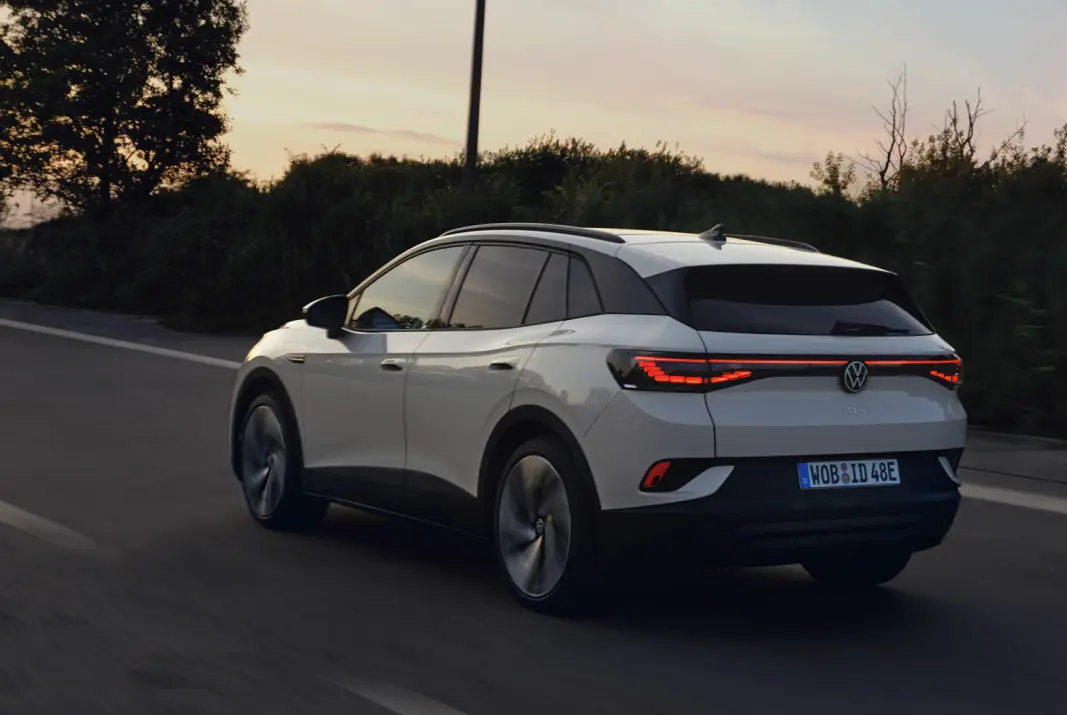 MER AV DENNE: Med tre 4MOTION-varianter øker Volkswagen det norske ID.4-utvalget. MER AV DENNE: Med tre 4MOTION-varianter øker Volkswagen det norske ID.4-utvalget.