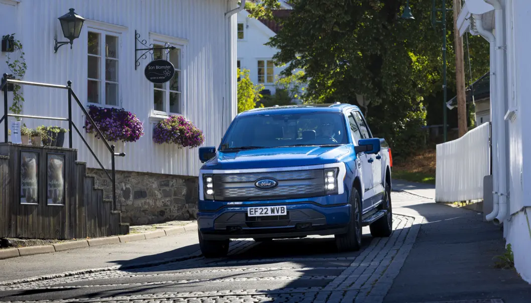 HISTORISK: Ford F-150 Lightning er den første masseproduserte elektriske pickupen. HISTORISK: Ford F-150 Lightning er den første masseproduserte elektriske pickupen.