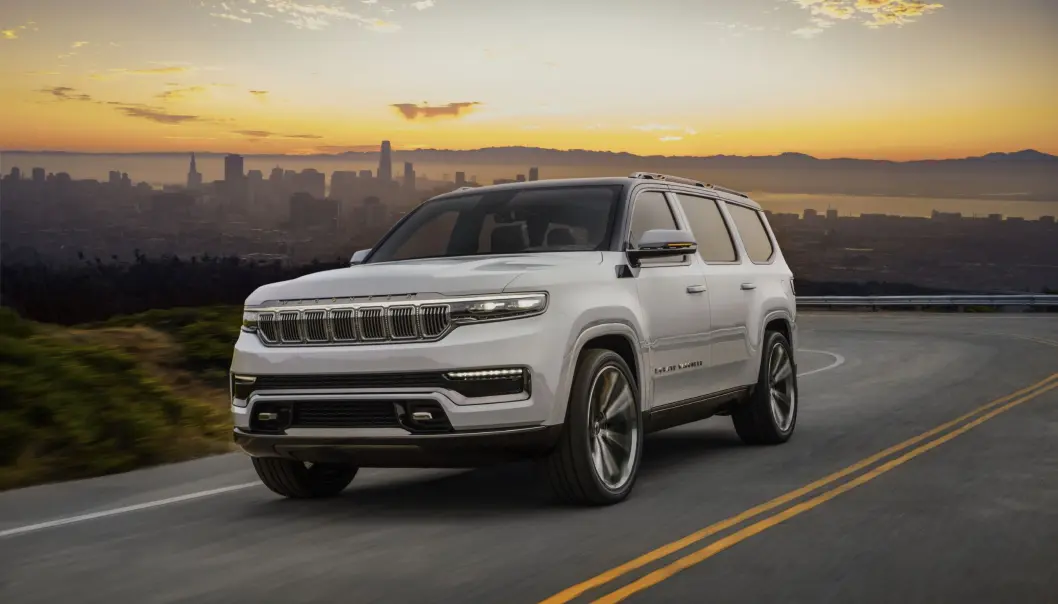 <span class=" font-weight-bold" data-lab-font_weight_desktop="font-weight-bold">LUKSUS:</span> Jeeps stolthet, Grand Wagoneer, er nylig lansert i fersk utgave. Denne kommer etter hvert også som elbil med 80 mils rekkevidde. <span class=" font-weight-bold" data-lab-font_weight_desktop="font-weight-bold">LUKSUS:</span> Jeeps stolthet, Grand Wagoneer, er nylig lansert i fersk utgave. Denne kommer etter hvert også som elbil med 80 mils rekkevidde.