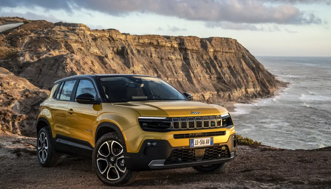SATSER: Jeep lanserer fire elbiler innen 2025. Minstemann, Avenger, er først ut. SATSER: Jeep lanserer fire elbiler innen 2025. Minstemann, Avenger, er først ut.