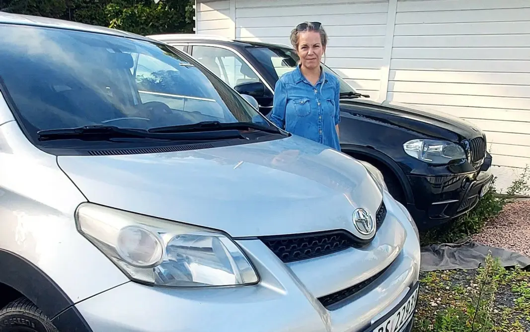 ØDELAGT KLØTSJ: Den ødelagte kløtsjen på denne Toyotaen har skapt mange problemer for Kristina Sæbø. ØDELAGT KLØTSJ: Den ødelagte kløtsjen på denne Toyotaen har skapt mange problemer for Kristina Sæbø.