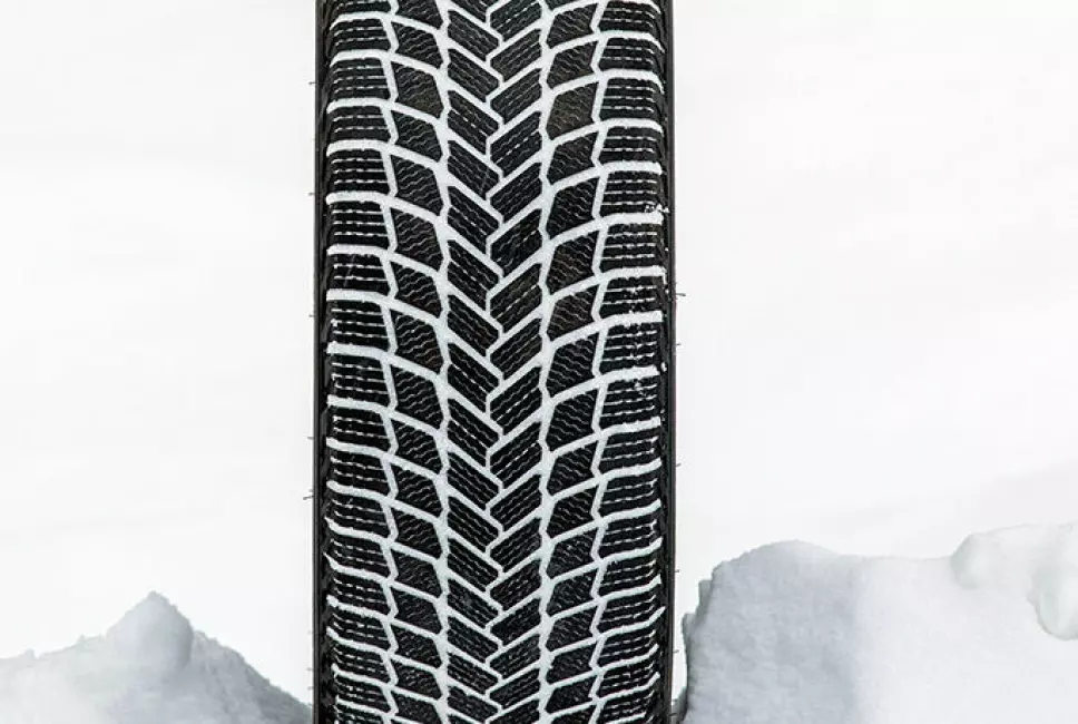 NUMMER FIRE: Michelin X-Ice Snow SUV.