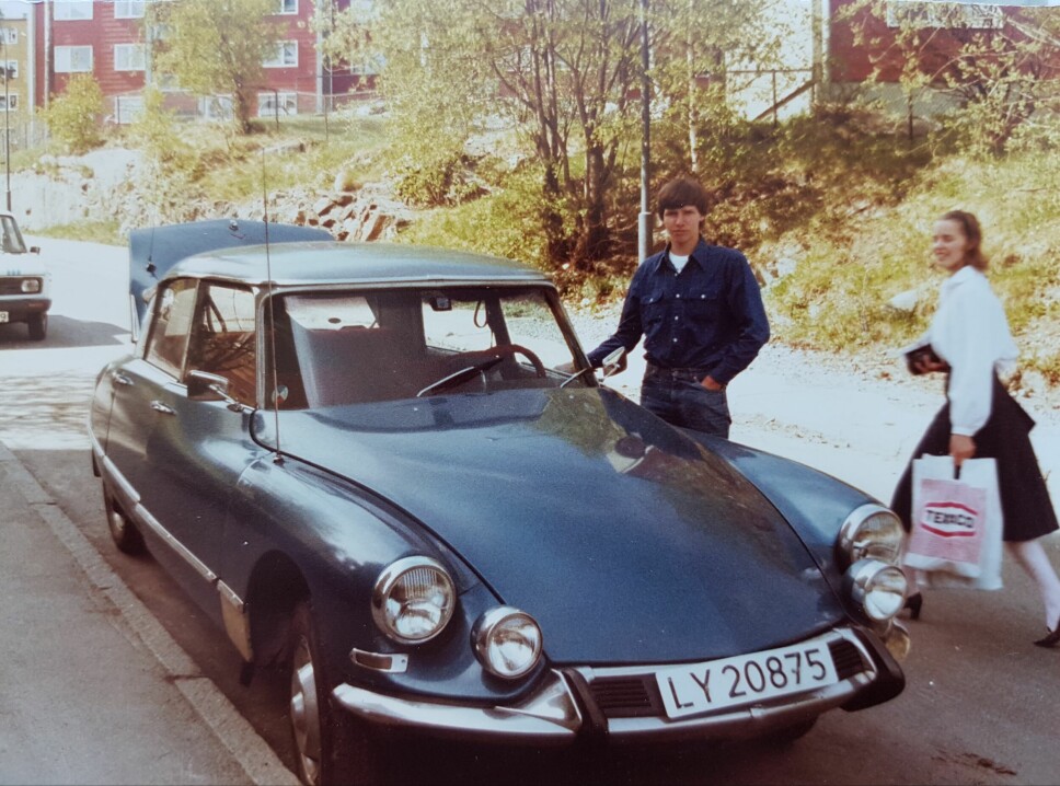 UNGDOMSBILEN: Citroënist Jan Sverre Tronsmoen vokste opp i Citroën DS, regnet som verdens mest komfortable bil. Senere overtok han vidunderet og har siden vært merketrofast.