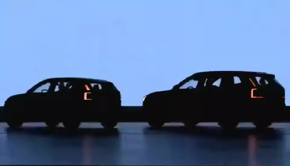 DEN NESTE: Silhuetten av det som trolig er den neste elektriske Volvoen, til venstre. Til høyre: EX90.