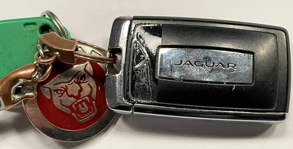 SLUTTET Å VIRKE: Jaguar-nøkkelen med ødelagt deksel.