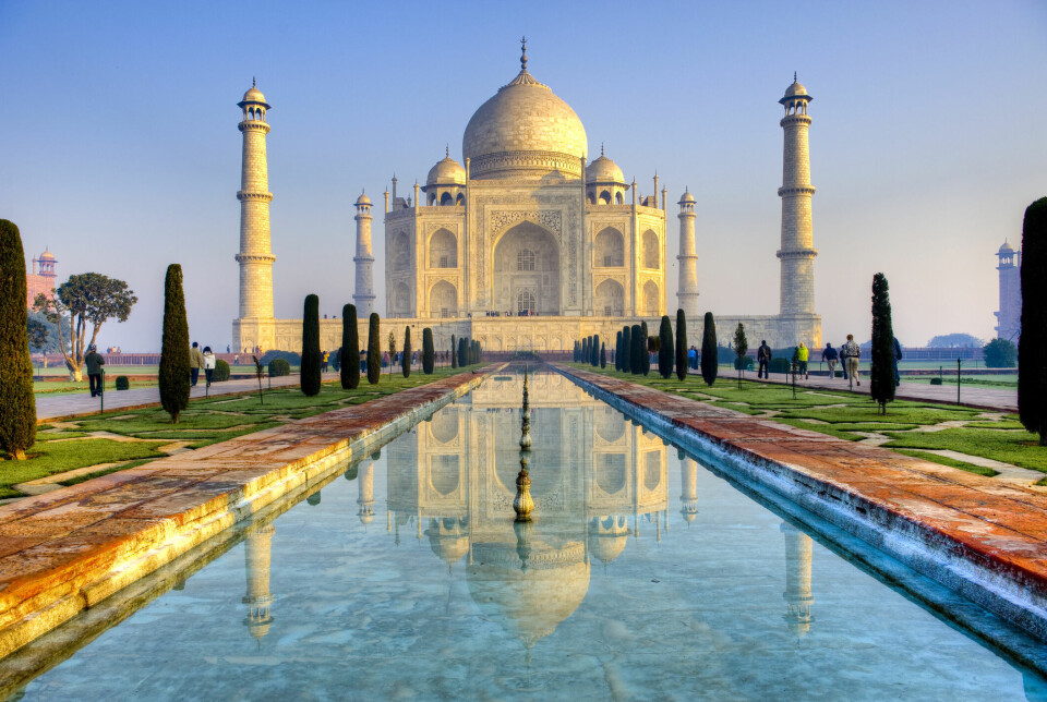 KJÆRLIGHETENS SYMBOL: Mektige Taj Mahal.