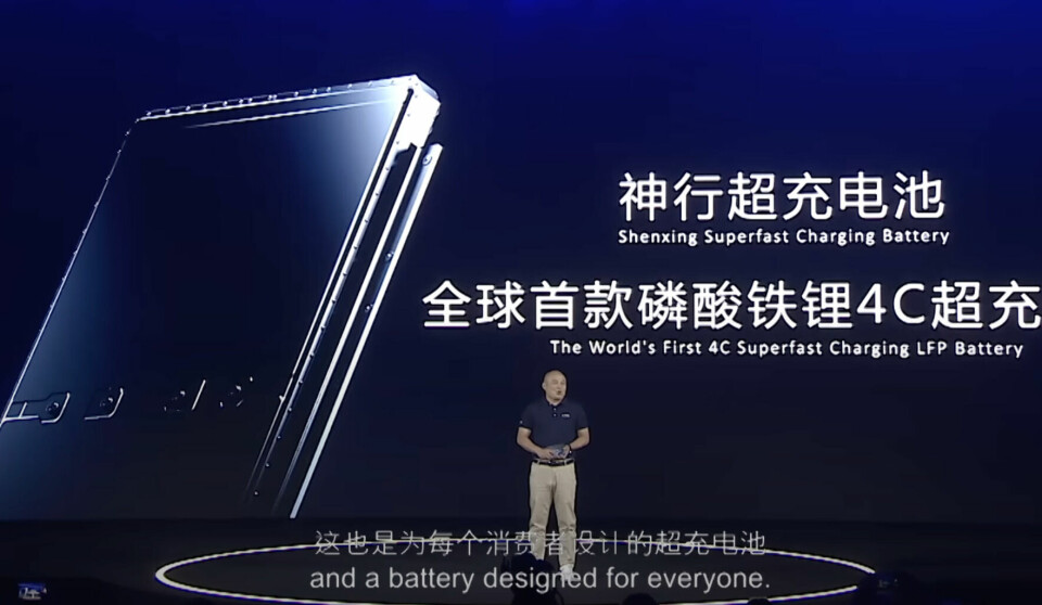 EN LITEN REVOLUSJON? Teknisk direktør Gao Han i CATL under lanseringen av Shenxing-batteriet.