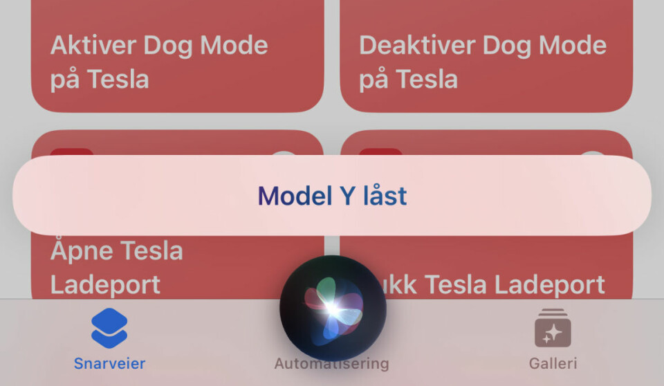 SLIK SER DET UT: En Tesla er nettopp blitt låst via Siri. Merk «Automatisering» nederst, denne funksjonen er ganske avansert.
