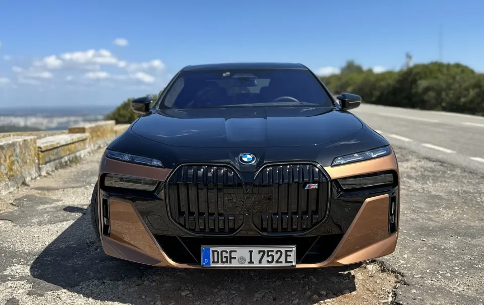 Pr vekj rt BMW I7 M70 XDrive BMWs Raskeste Pr vekj rt BMW I7 M70 XDrive BMWs Raskeste