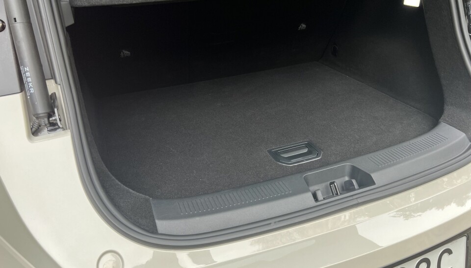 Snout: Luggage volume is around 360 litres, which is little to brag about in a modern 4.43 meter long electric car.  The floor can be raised, but not removed.  The back seat consists of only two parts.