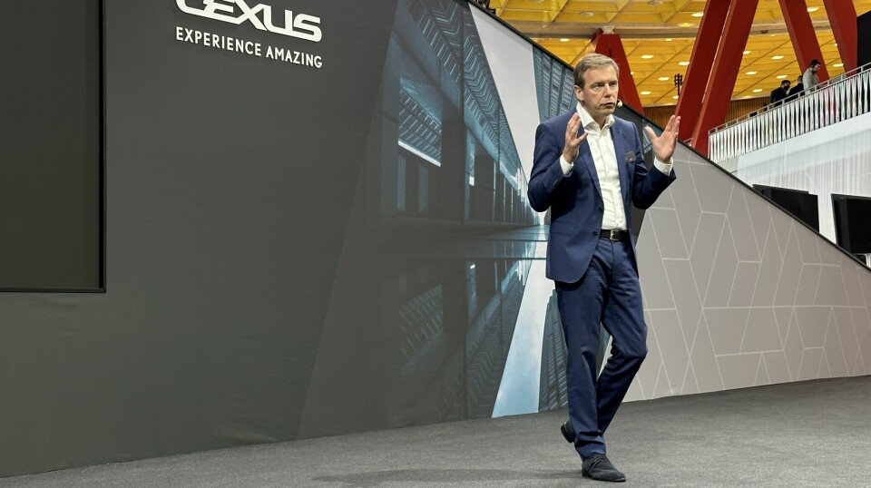 HVOR ER BUTLEREN? Lexus-sjef Pascal Ruch lover et høyt nivå på de teknologiske løsningene i bilen.