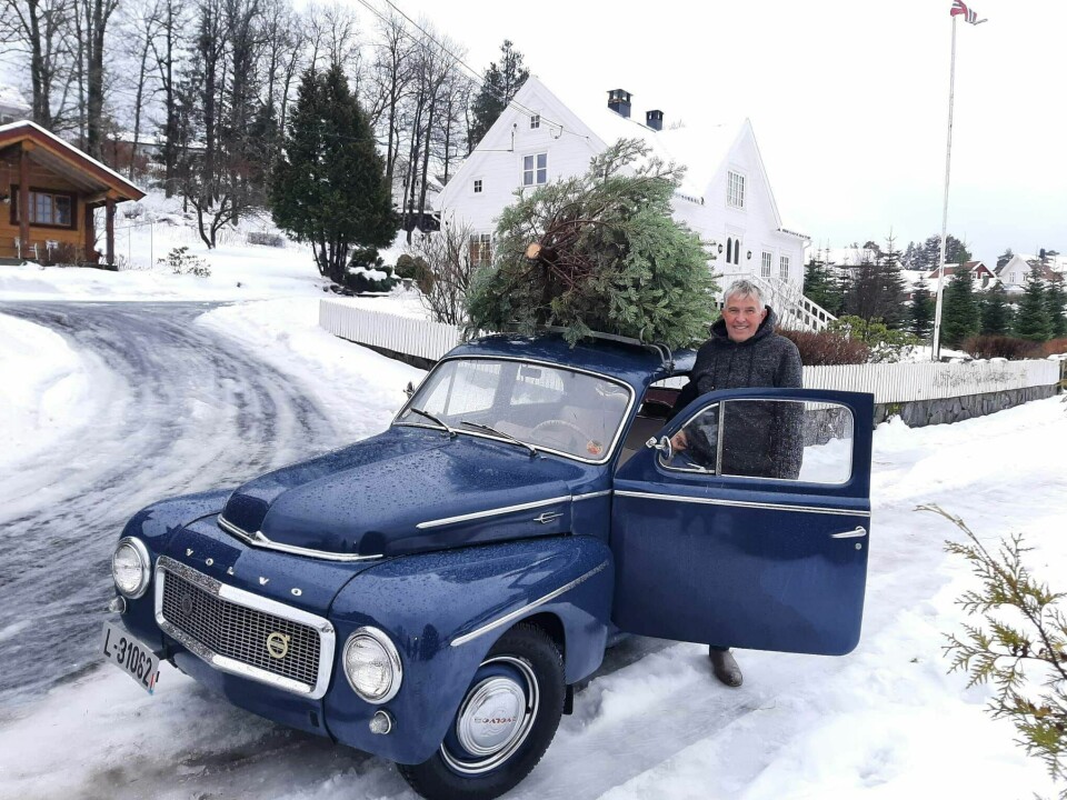 TID FOR TRE: Lars Teistedal har en lang historie med «Blåmann fra Haugesund», Volvoen som han sammen med datteren fikk på veien mange år etter at han så den første gang.