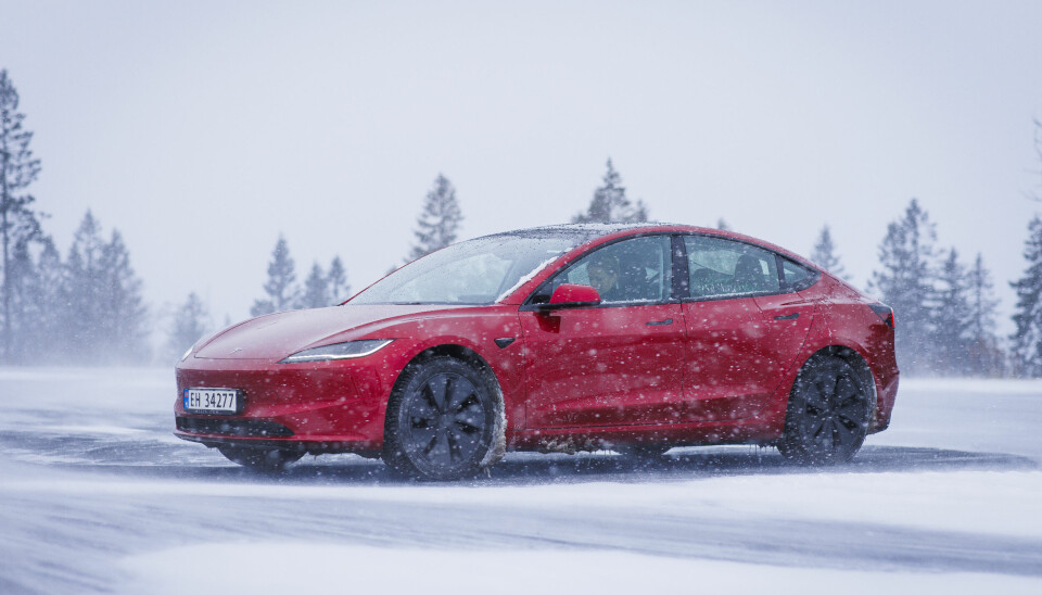 IMPONERER: Oppgraderte Tesla Model 3 er blitt vesentlig bedre.
