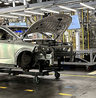 Mercedes og Nissan slår mikrobrikke-alarm