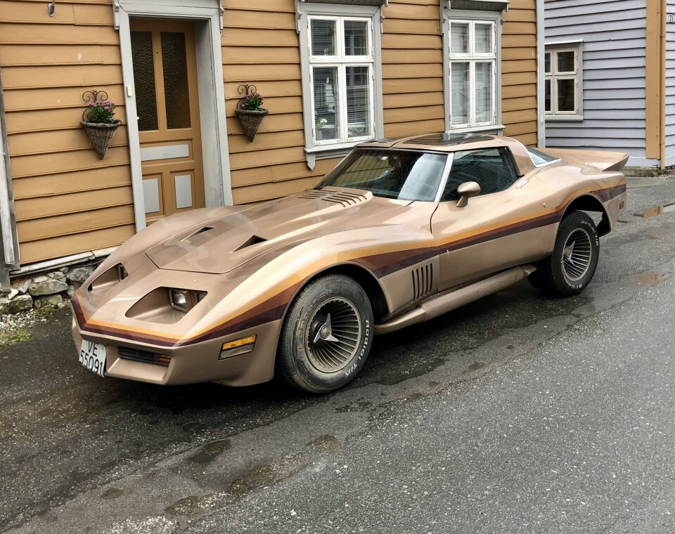 FATA MORGANA: Denne Chevrolet Corvette har vi tidligere år sett i gatene her. Hvor tok du veien? Foto: KARL EIRIK HAUG