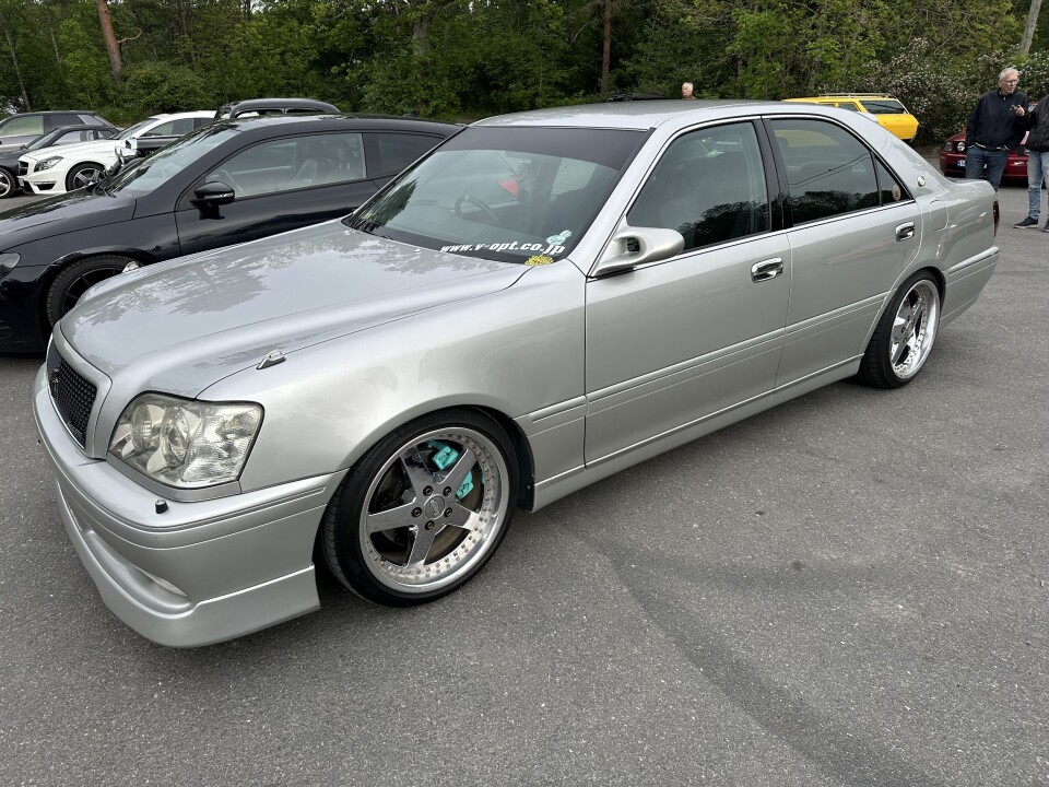 STORFUGL: Bruktimport av japanske rariteter har tatt litt av her i landet, som Toyota Crown Athlete.
