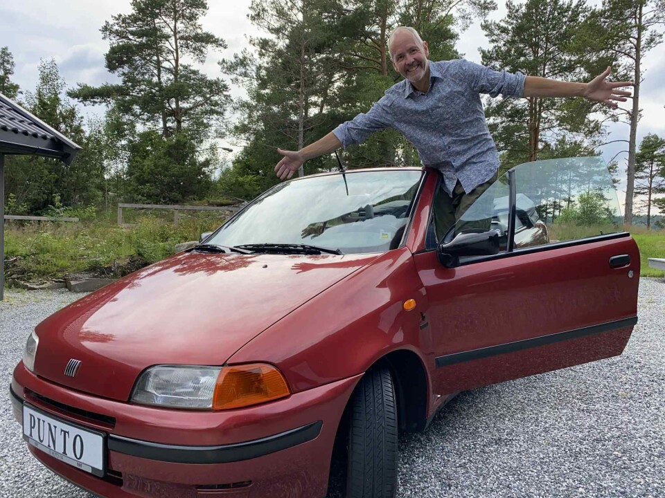 ARMSLAG: Fiat Punto Cabriolet er en spesialversjon designert og ferdigstilt av italienske Bertone.