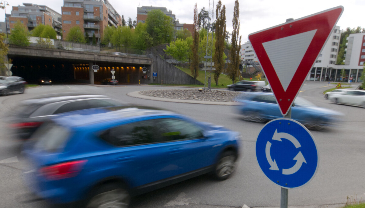 Slik skal du kjøre i rundkjøringen