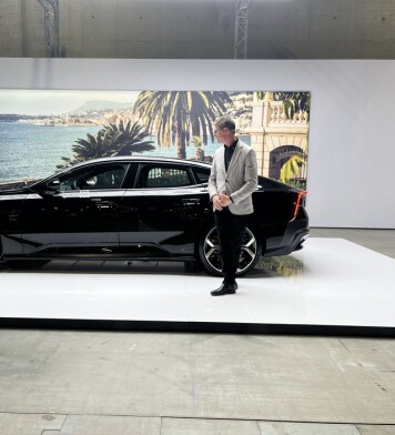 Viser fram Polestars Taycan-konkurrent